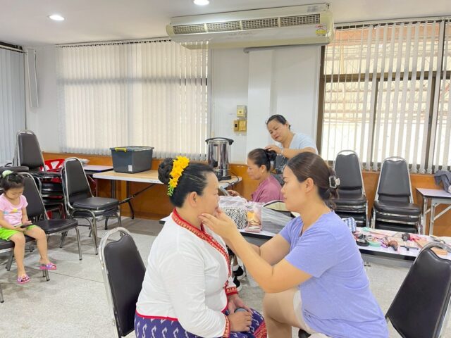 LINE_ALBUM_ก๋วยสลากวัดบ้านดง+วัดท่าสี_250908_96