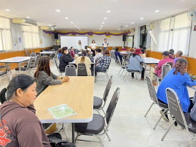 LINE_ALBUM_2568-12-28 ปักผ้า_251230_11