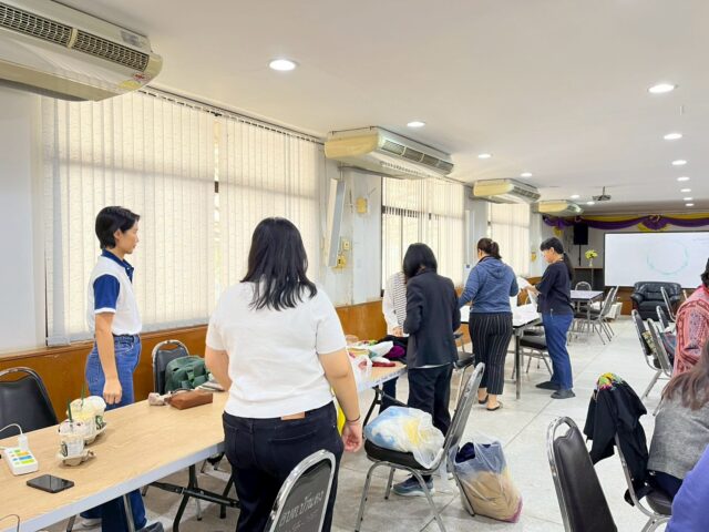 LINE_ALBUM_2568-12-28 ปักผ้า_251230_26
