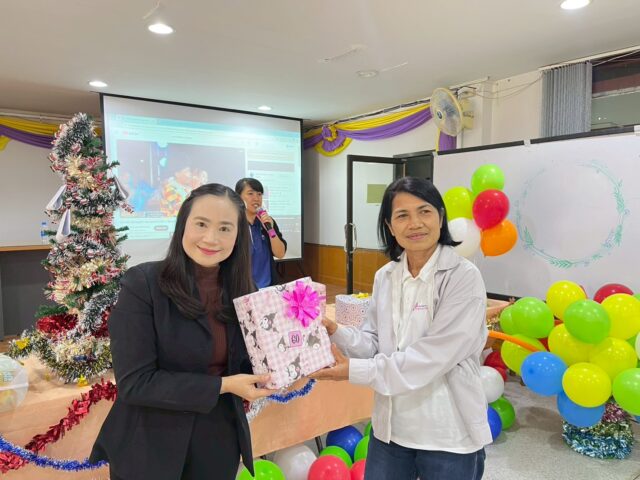 LINE_ALBUM_2569-01-14 กิจกรรมแลกของขวัญ_260115_47