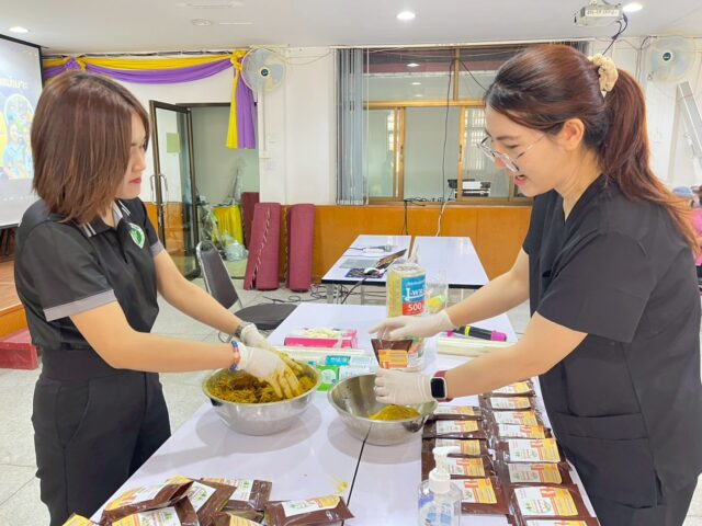 LINE_ALBUM_2569-02-12 กิจกรรมส่งเสริมสุขภาพพอกเข่า_260213_55