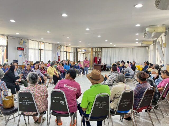 LINE_ALBUM_2569-02-12 กิจกรรมส่งเสริมสุขภาพพอกเข่า_260213_56