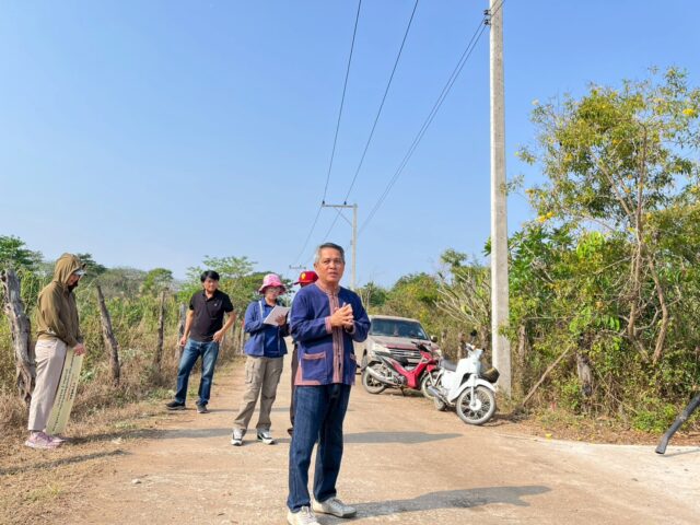 LINE_ALBUM_2569-03-12 ทำแนวกันไฟม.2_260312_15