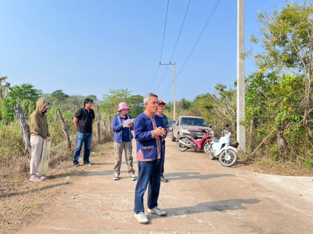 LINE_ALBUM_2569-03-12 ทำแนวกันไฟม.2_260312_19