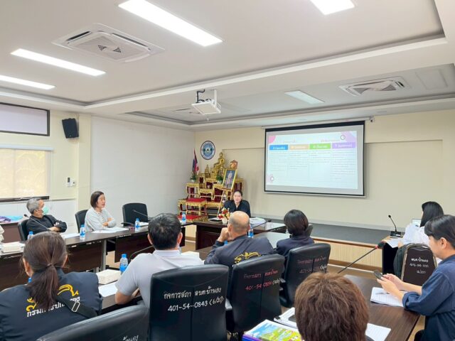 LINE_ALBUM_2569-03-13 ประชุมจัดทำและประสานแผนพัฒนาตำบล_260313_13