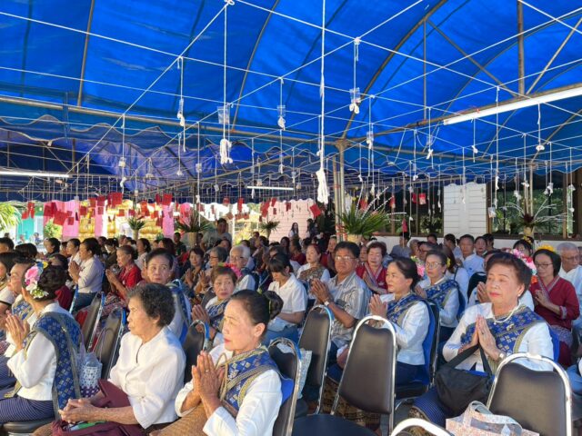 LINE_ALBUM_2569-03-18 ยกฉัตรยอดพระธาตุ ณ ที่พักสงฆ์บ้าน_260318_14