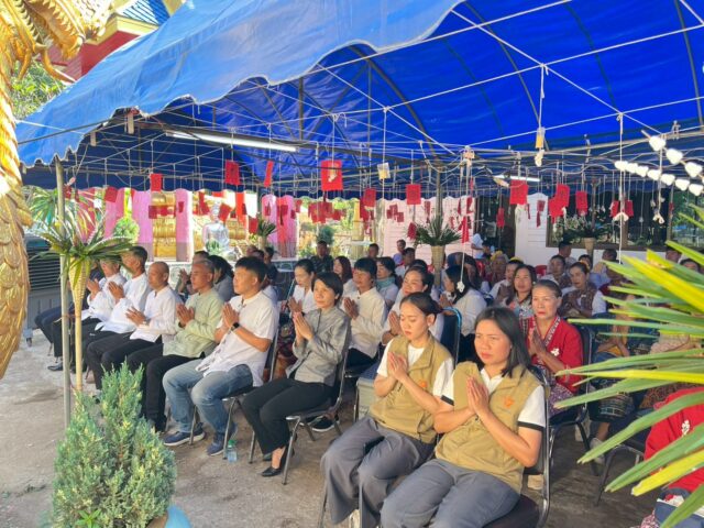 LINE_ALBUM_2569-03-18 ยกฉัตรยอดพระธาตุ ณ ที่พักสงฆ์บ้าน_260318_16