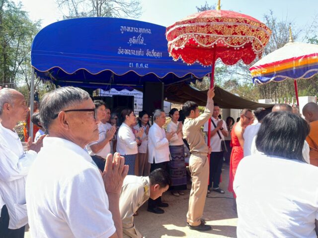 LINE_ALBUM_2569-03-18 ยกฉัตรยอดพระธาตุ ณ ที่พักสงฆ์บ้าน_260318_21