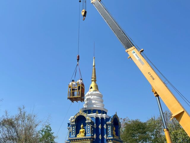 LINE_ALBUM_2569-03-18 ยกฉัตรยอดพระธาตุ ณ ที่พักสงฆ์บ้าน_260318_27