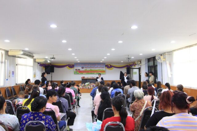 LINE_ALBUM_งานประชุมผู้ปกครอง ปฐมนิเทศ 27369_260327_104
