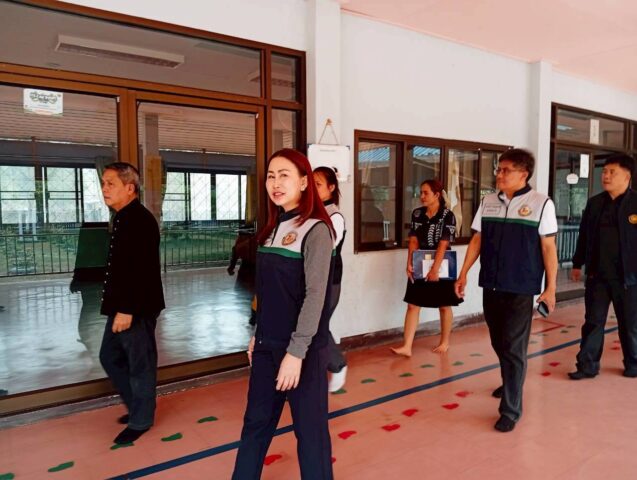 LINE_ALBUM_ผู้ตรวจการเยี่ยมชมศพด.อบต.บ้านดง_260421_25