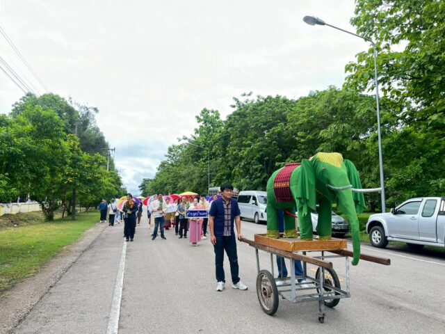 LINE_ALBUM_2569-06-11 จัดขบวนแห่สักการบูชาศาลหลักเมือง_260611_19